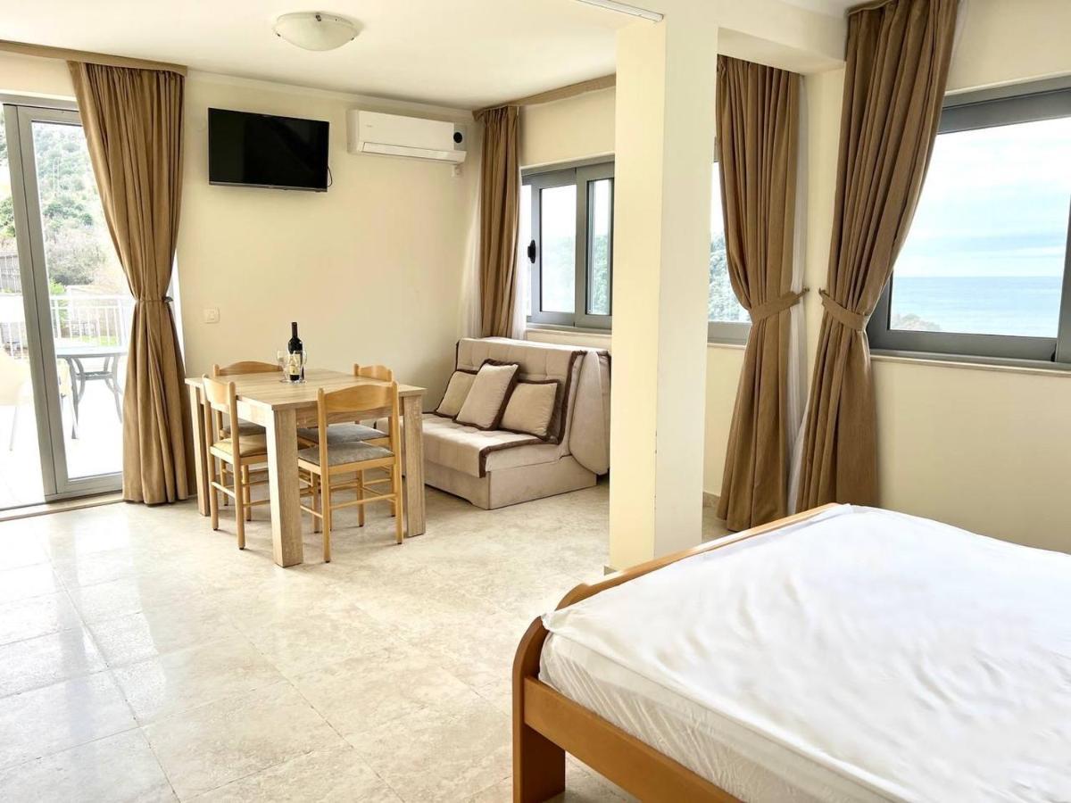 Villa Blanca Petrovac Exterior foto